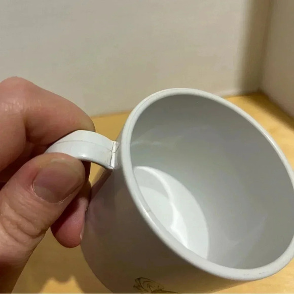 American Greetings 1972 Plastic Holly Hobbie Mugs Cups Lot Of 2 - Picture 8 of 14